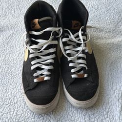 Nike Blazer Mid High-Top Sneakers