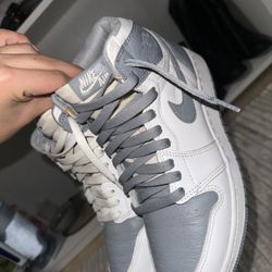 Air Jordan Men’s 1 retro high OG Stealth 