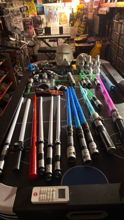 Star Wars - lightsaber parts and bladebuilders