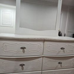 Mirror Dresser 