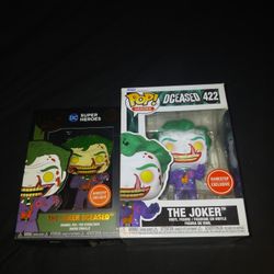 Joker Funko Pop Figurine & Pin