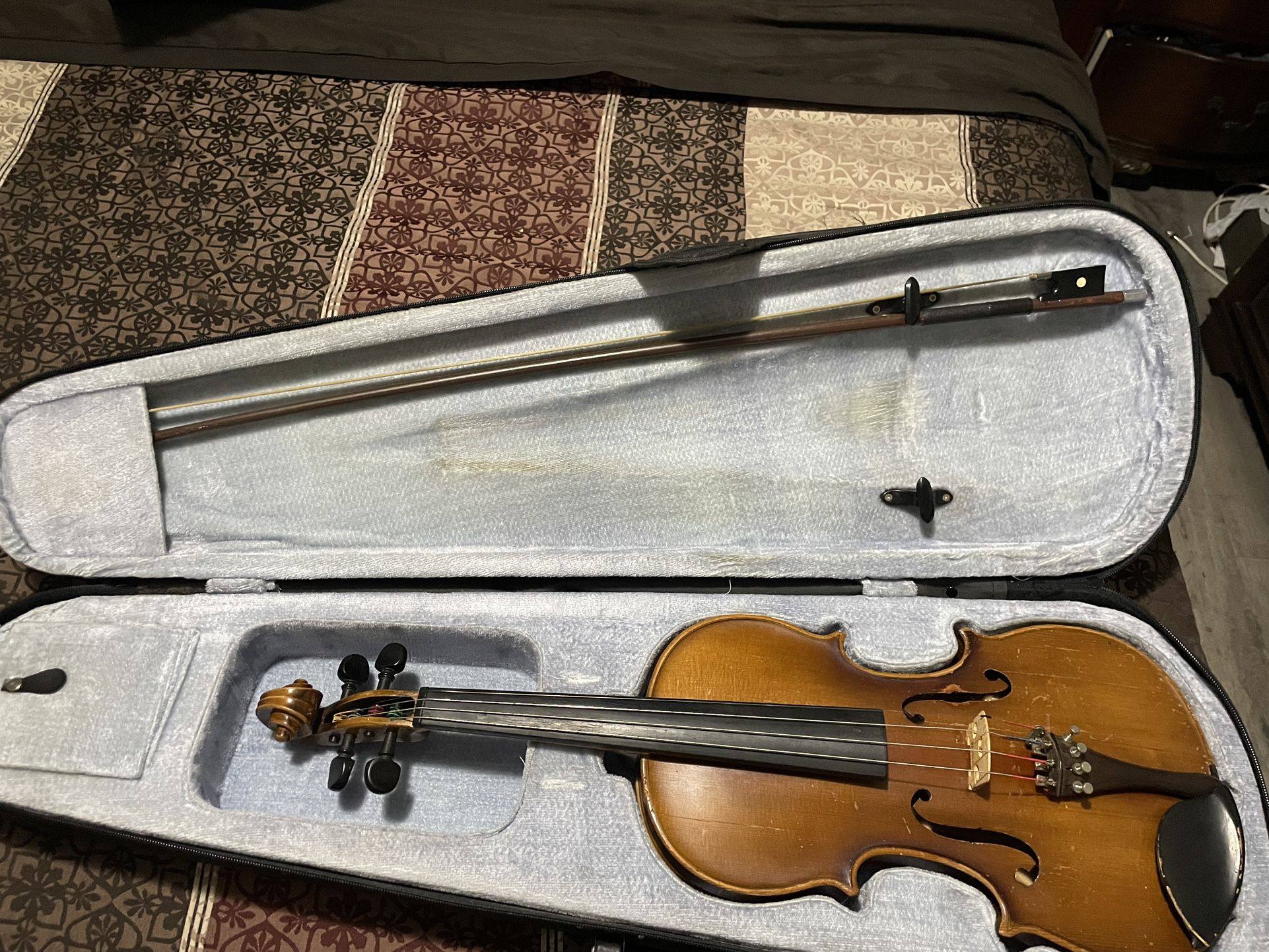 Violin (50-plus  years old)
