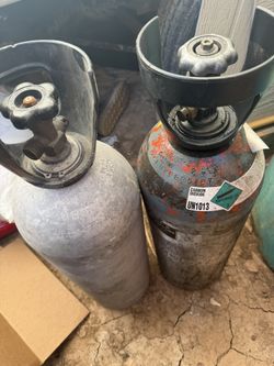 2 Tanks Of Carbon Dioxide For Sale