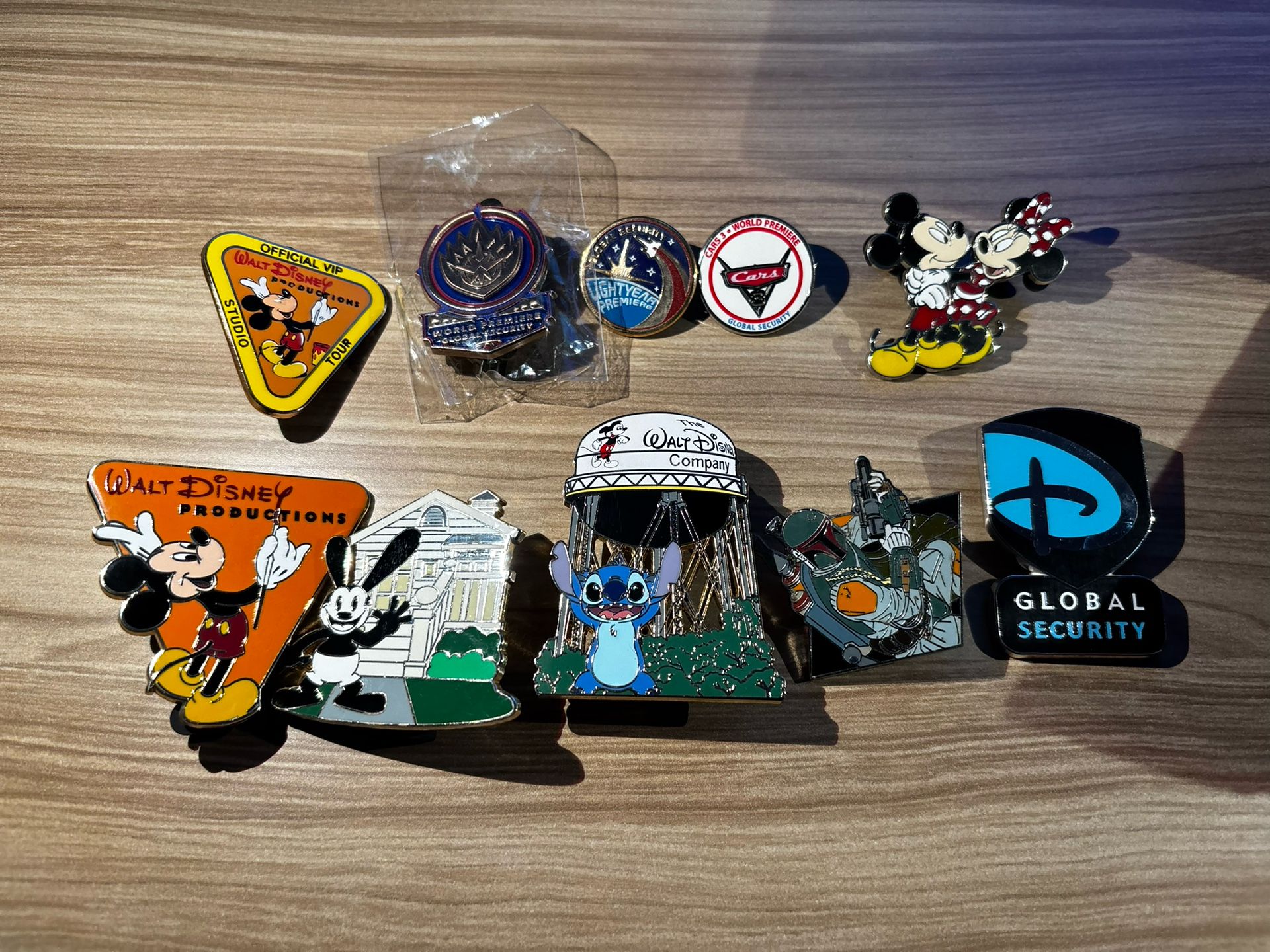 Disney pins
