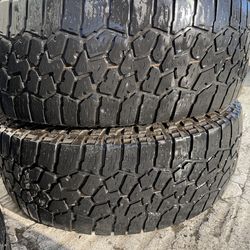 265/70R18 2 used tires Falken