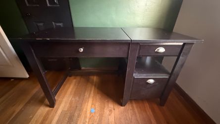 Free Standing Desk
