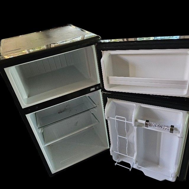 Fridgedaire 3 cu ft Mini Refrigerator/Freezer