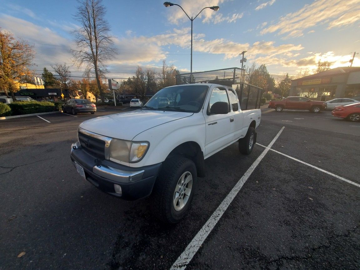 2000 Toyota Tacoma