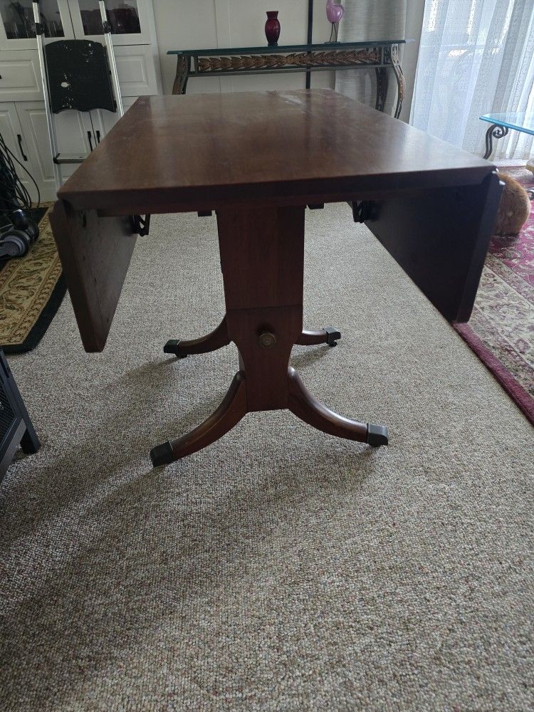 Duncan Phyfe Table