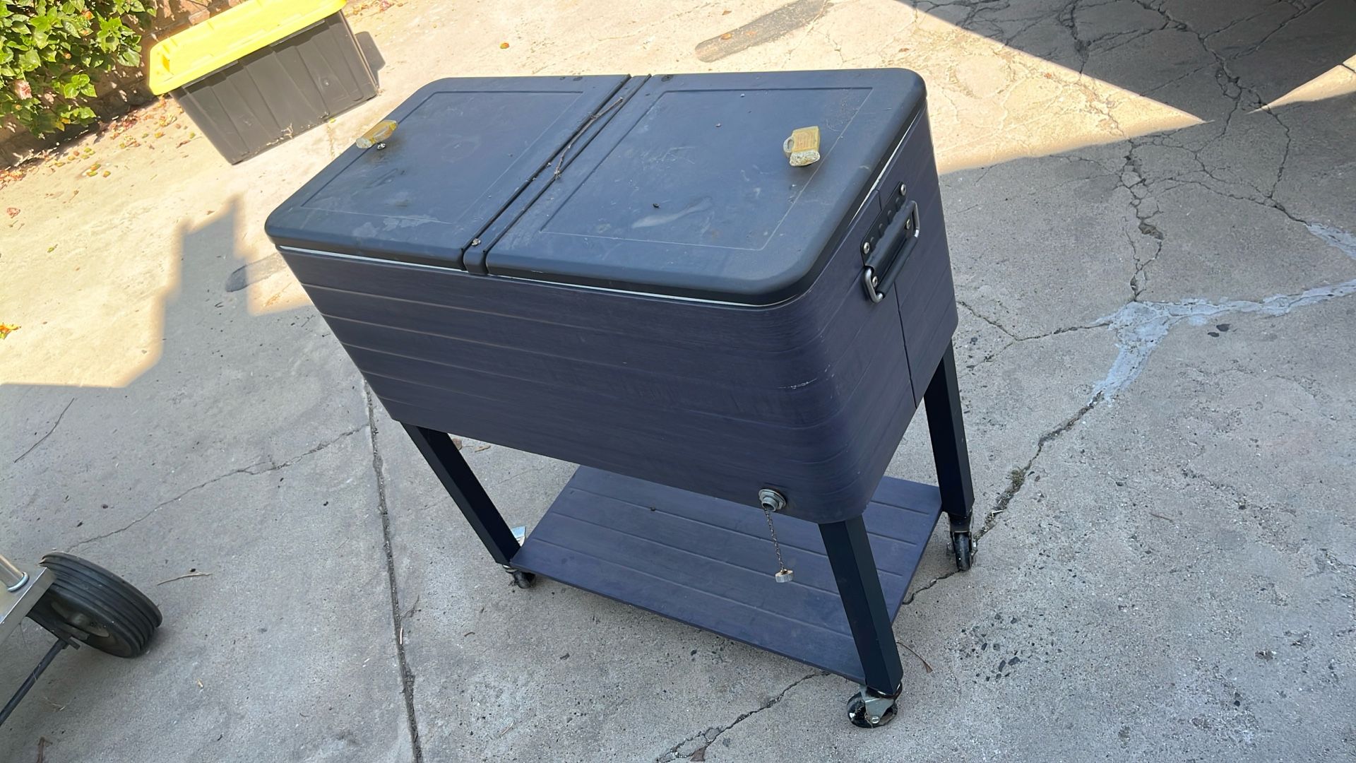 Cooler
