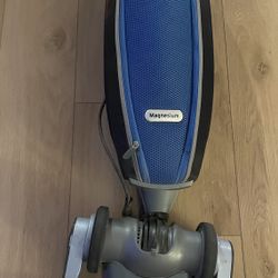 ORECK UPRIGHT VACUUM CLEANER