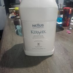 NEXXUS KERAPHIX Restorative Protein Creme Reconstructor 3.75 L / 1 Gallon 80% FULL