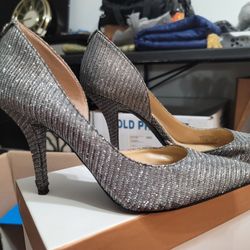 MICHAEL KORS HEELS!! 7.5M