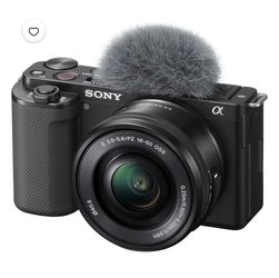Sony ZV-E10 Mirrorless Camera with 16-50mm Lens