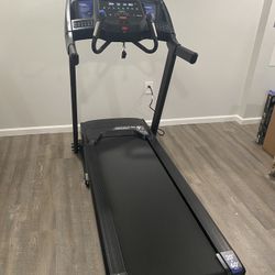 Reebok zr10 online treadmill for sale