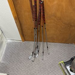 Golf Clubs 