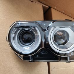 For 2015-2022 Dodge Challenger Front Headlight Assembly Driver Passenger