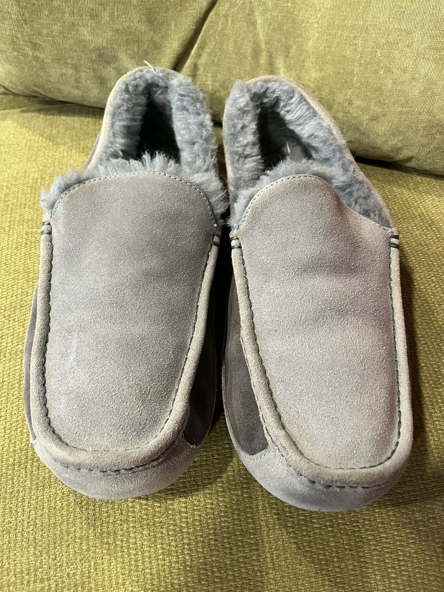Men’s Ugg House Shoes