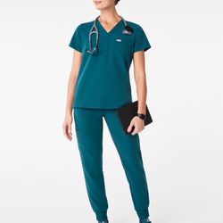 Green Scrubs Figs 