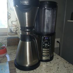Ninja  Coffee Maker Works Great 