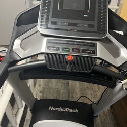 Treadmill 