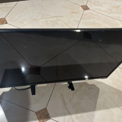 Vizio Television D32h-C0