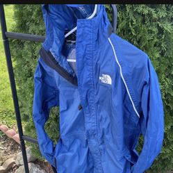 Boys NF Rain Jacket Perfect For Outdoors Size Large 
