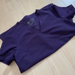 5 Sets Of Scrubs