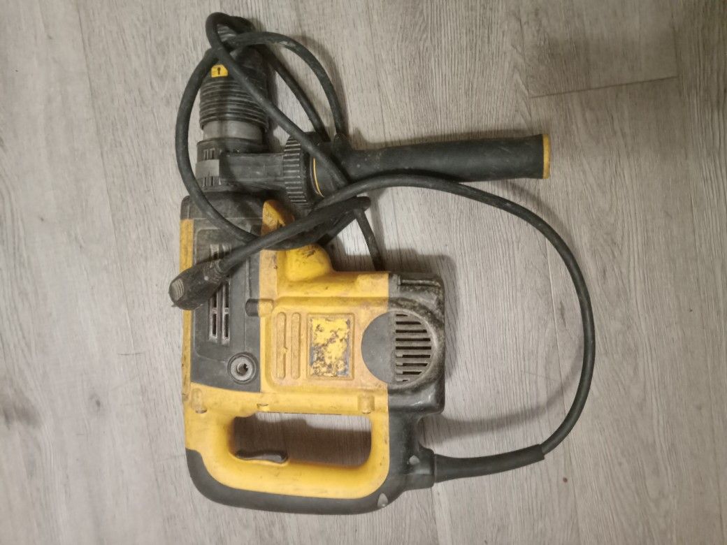Dewalt Spline Rotary Hammer