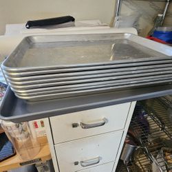 9 Baking Pans Sheets