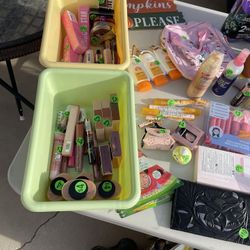 Maquillaje Y Accesorios