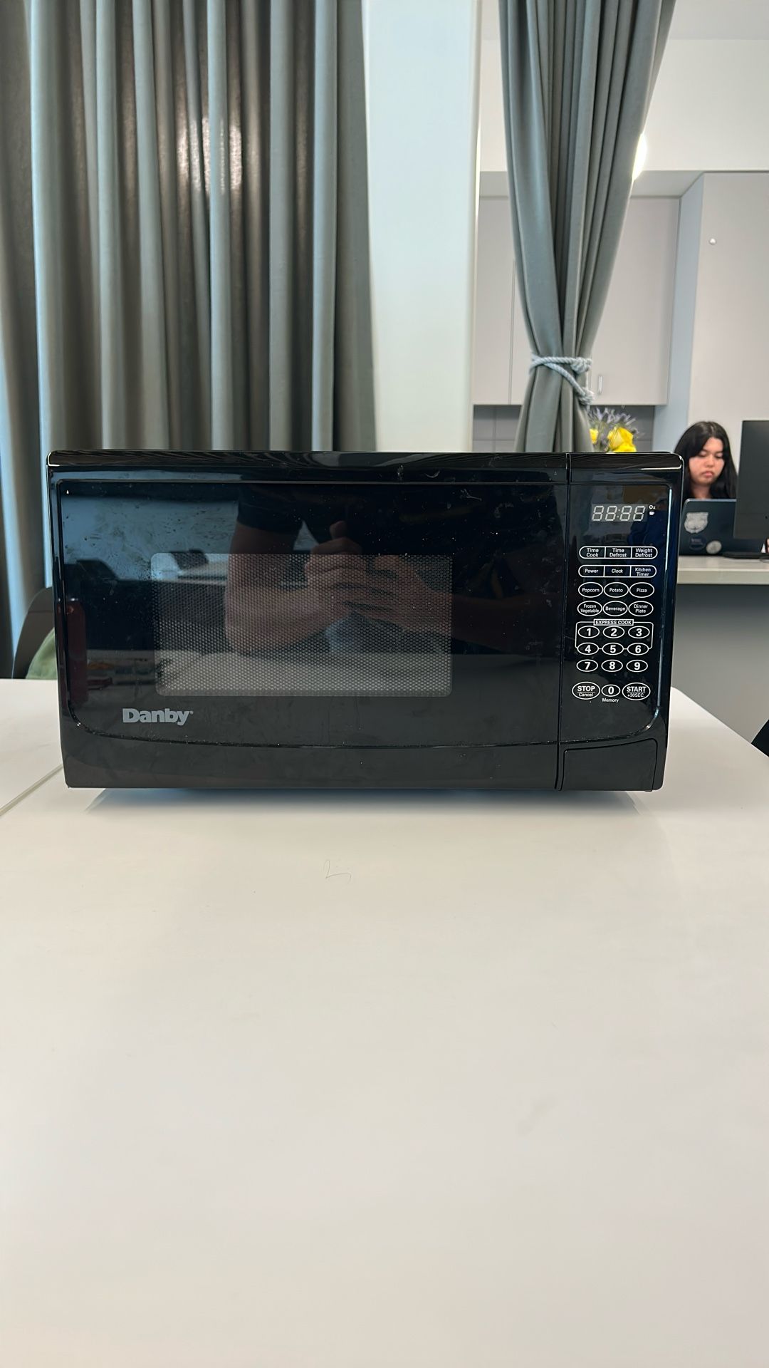 Danny Microwave Oven