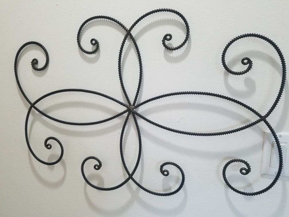 Metal wall decor