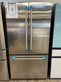 Monogram French Door Refrigerator Read Description