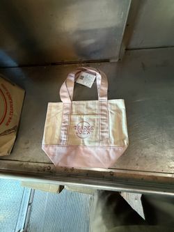 Trader Joe’s summer totes