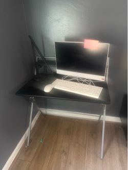 New desk for sale