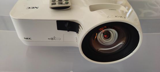 NEC PROJECTOR