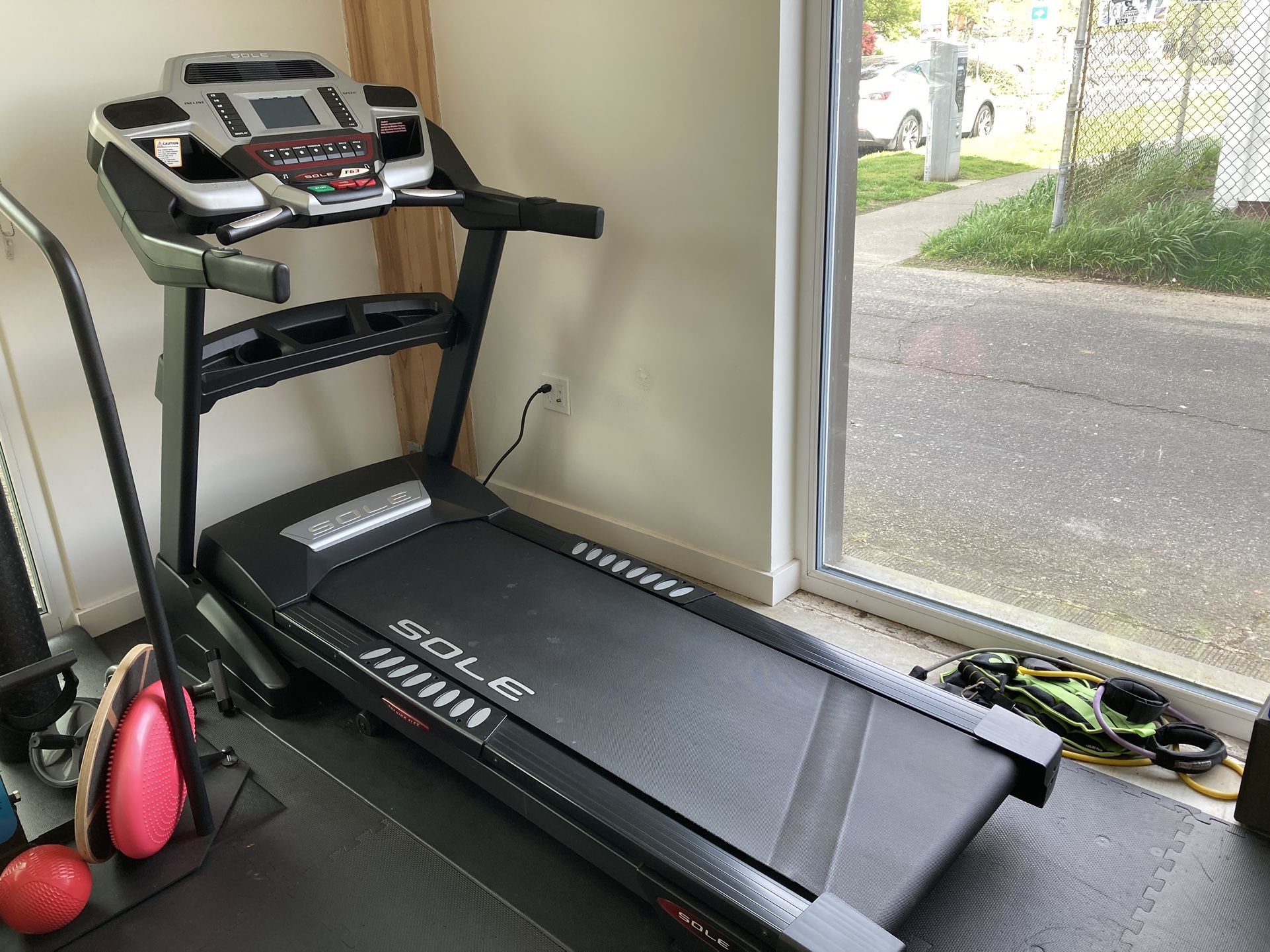 Sole Treadmill F63