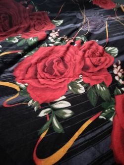 Queen size comforter