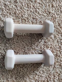 3 POUNDS DUMBELL PAIR