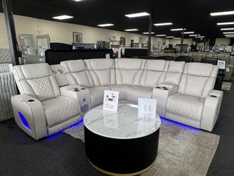 White Leather Power Reclining Sectional Sofa 🚚WE DELIVER🚚