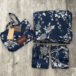  Eikei Eastern Floral Chinoiserie Blossom Duvet Quilt Cover Set Navy Blue Queen size  Unused, new in bag with tags