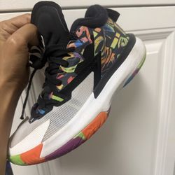 Air Jordan Zion Black/White Size 6.5 Y