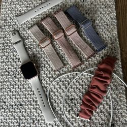 Rose Gold Apple Watch SE