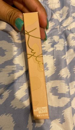 Kylie Jenner Glamour lipgloss