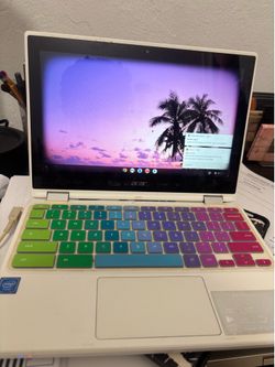 Computadora Acer touch screen