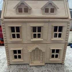 Wooden Dollhouse