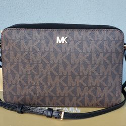 Michael Kors Crossbody