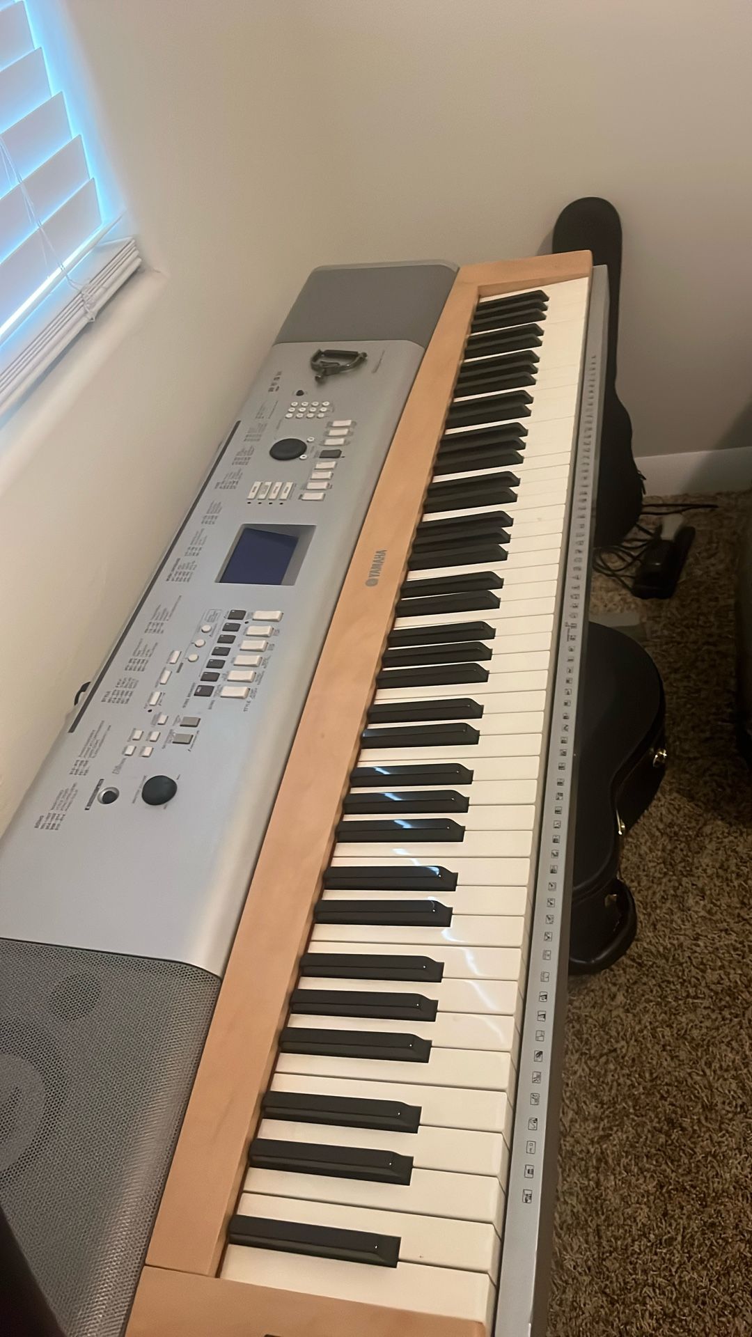 Yamaha Keyboard 