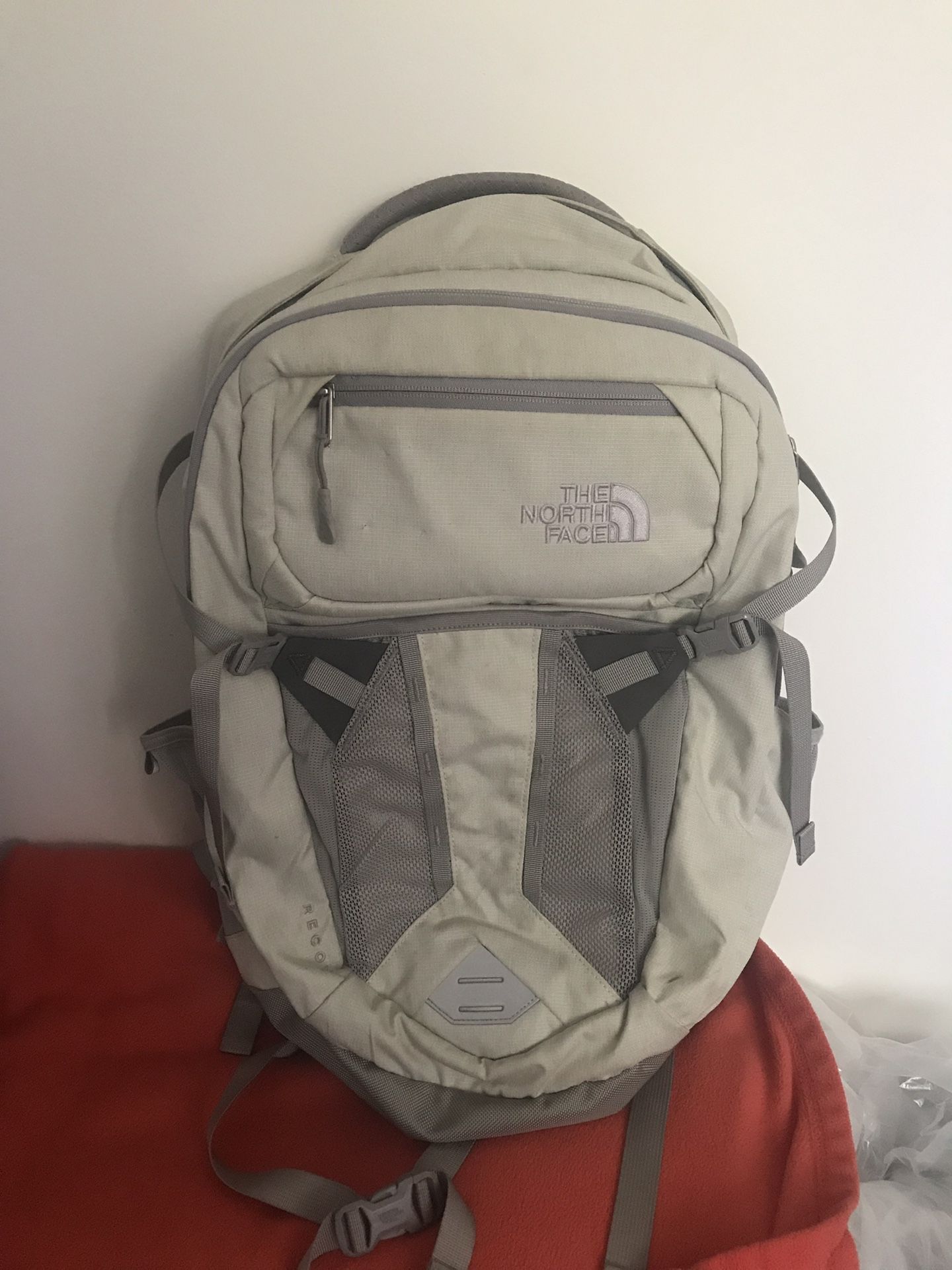 North Face Recon Backpack